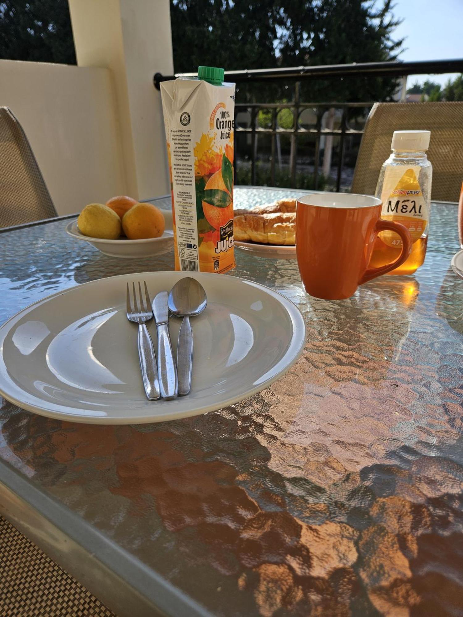 The Brightstay Paphos, 2 Bed Apt, Paphos Riviera, Universal ภายนอก รูปภาพ