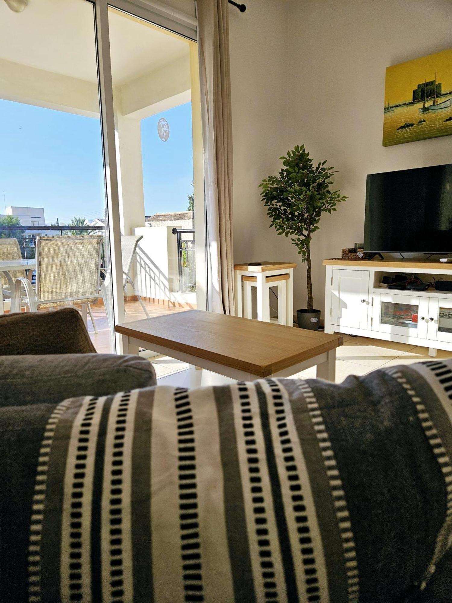 The Brightstay Paphos, 2 Bed Apt, Paphos Riviera, Universal ภายนอก รูปภาพ